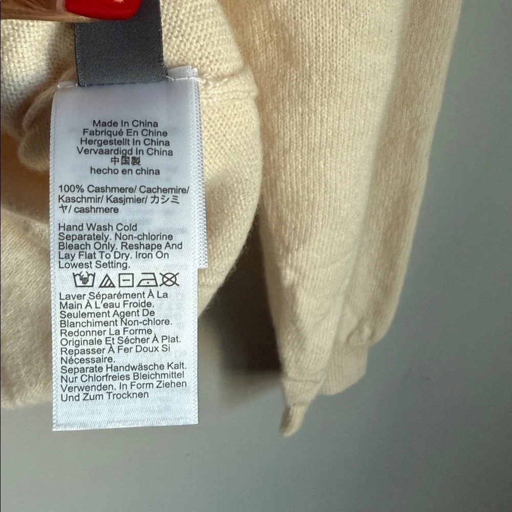 NEW J Crew Cashmere relaxed V-neck sweater XS